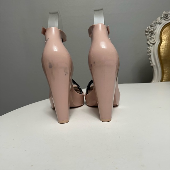 Melissa dreamy sandal heels - nude pink and black strappy  size 8 Rare $170 - Picture 7 of 11
